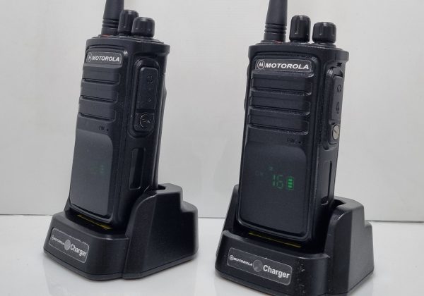 خرید فروش نمایندگی واکی تاکی قیمت بیسیم موتورولا 7100Plus پلاس خرید فروش نمایندگی واکی تاکی قیمت بیسیم موتورولا 7100Plus پلاس