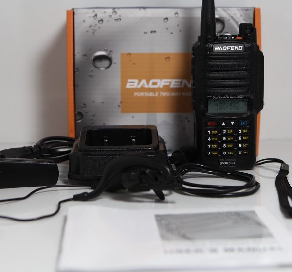 خرید فروش نمایندگی واکی تاکی قیمت بیسیم ضدآب باوفنگ UV-9R Plus پلاس