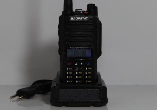 خرید فروش نمایندگی واکی تاکی قیمت بیسیم ضدآب باوفنگ UV-9R Plus پلاس خرید فروش نمایندگی واکی تاکی قیمت بیسیم ضدآب باوفنگ UV-9R Plus پلاس