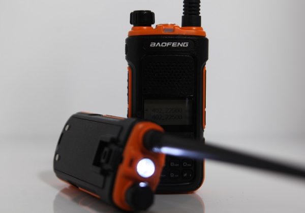 خرید فروش نمایندگی واکی تاکی قیمت بیسیم باوفنگ BF-UV10 خرید فروش نمایندگی واکی تاکی قیمت بیسیم باوفنگ BF-UV10