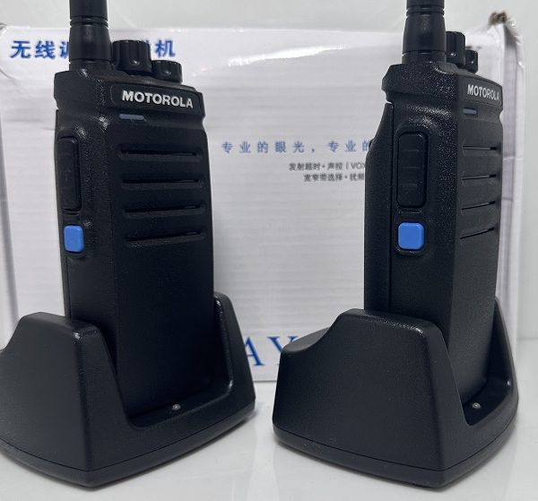 خرید فروش نمایندگی واکی تاکی قیمت بیسیم موتورولا MT-1000