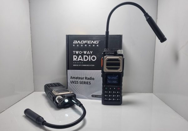 خرید فروش نمایندگی واکی تاکی قیمت بیسیم باوفنگ UV-25 خرید فروش نمایندگی واکی تاکی قیمت بیسیم باوفنگ UV-25