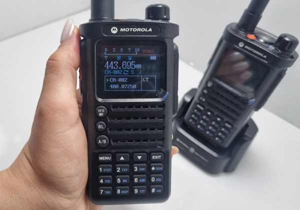 خرید فروش نمایندگی واکی تاکی قیمت بیسیم موتورولا دی پی DP88 خرید فروش نمایندگی واکی تاکی قیمت بیسیم موتورولا دی پی DP88