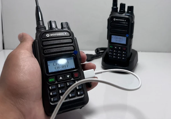 شارژر بیسیم موتورولا Motorola CP-7000