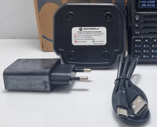 شارژر بیسیم موتورولا Motorola DP88