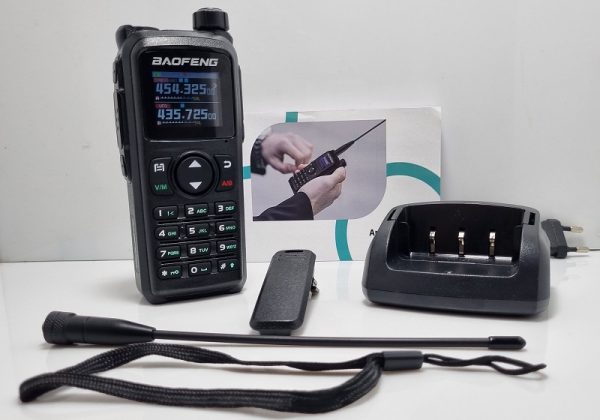 خرید فروش نمایندگی واکی تاکی قیمت بیسیم باوفنگ UV28